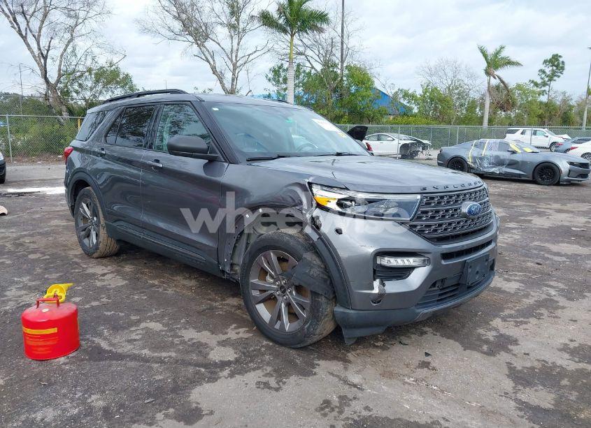 2021 Ford Explorer XLT (VIN 1FMSK7DHXMGB28914) main photo