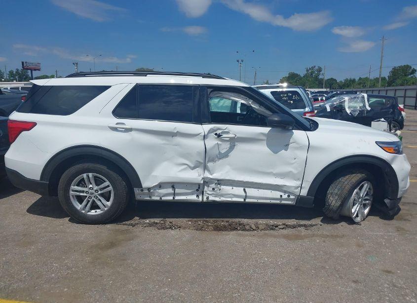 Photo 14 of 2021 Ford Explorer XLT (VIN 1FMSK7DHXMGB59869)