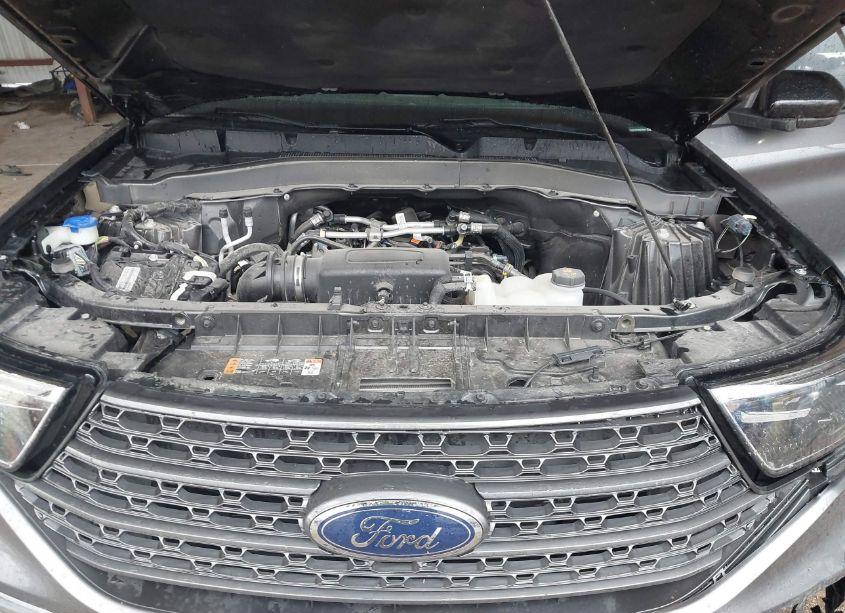 Photo 10 of 2022 Ford Explorer XLT (VIN 1FMSK7DHXNGA20603)