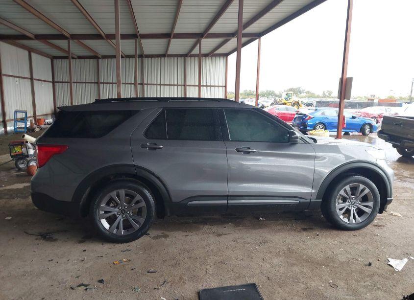 Photo 13 of 2022 Ford Explorer XLT (VIN 1FMSK7DHXNGA20603)