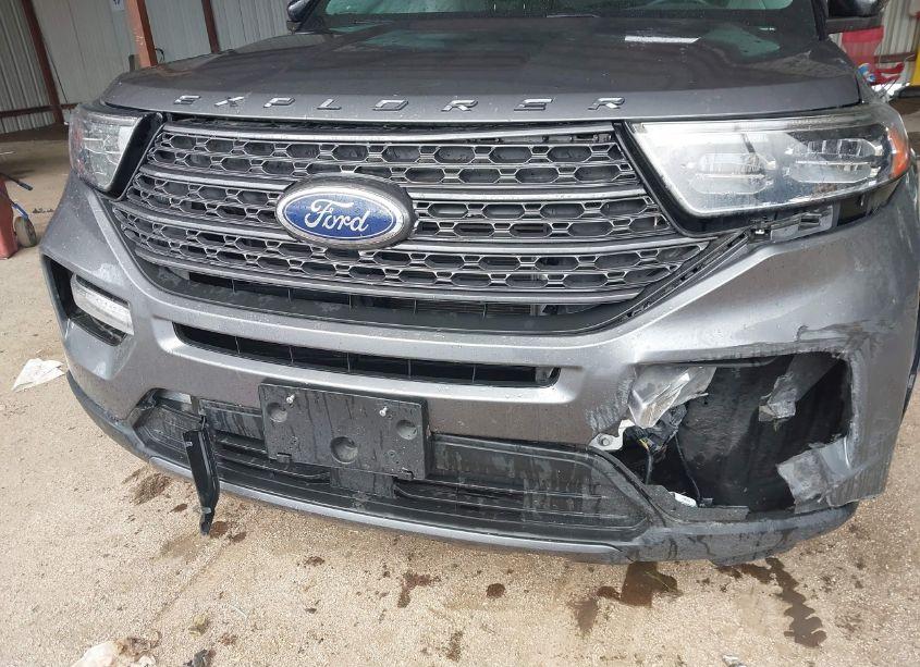Photo 6 of 2022 Ford Explorer XLT (VIN 1FMSK7DHXNGA20603)
