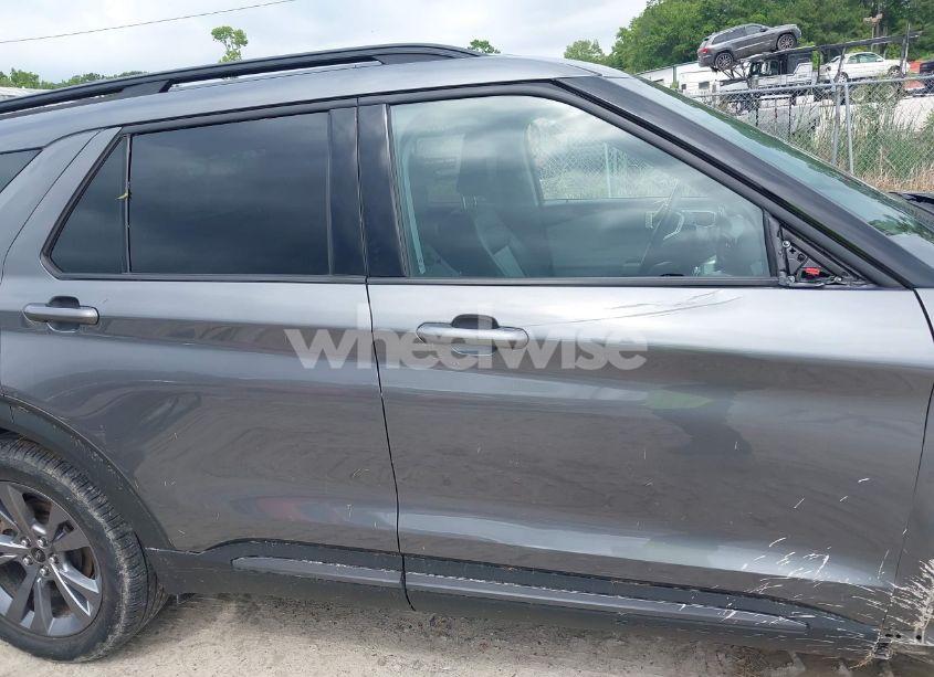 Photo 13 of 2022 Ford Explorer XLT (VIN 1FMSK7DHXNGB36481)