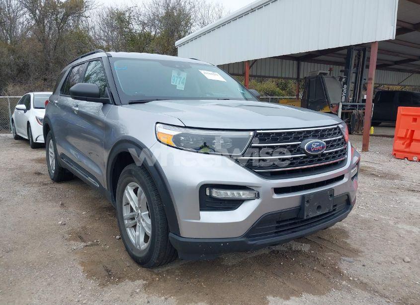 2023 Ford Explorer XLT (VIN 1FMSK7DHXPGA23360) main photo
