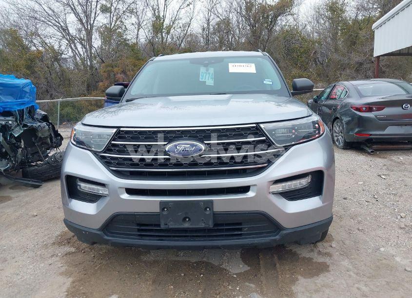 Photo 12 of 2023 Ford Explorer XLT (VIN 1FMSK7DHXPGA23360)