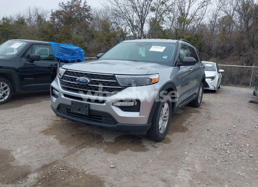 Photo 2 of 2023 Ford Explorer XLT (VIN 1FMSK7DHXPGA23360)