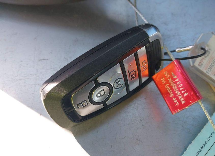 Photo 11 of 2023 Ford Explorer XLT (VIN 1FMSK7DHXPGB18484)