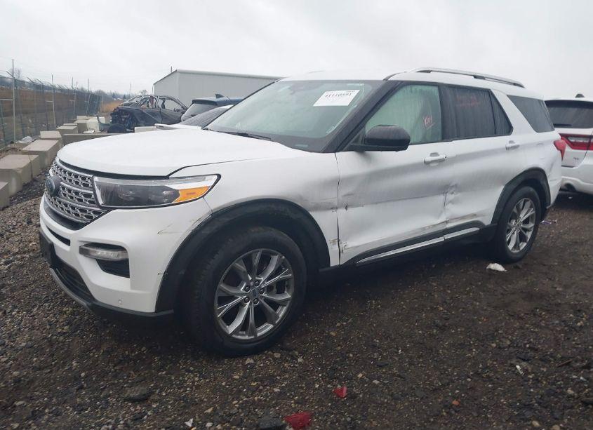 Photo 2 of 2023 Ford Explorer LIMITED (VIN 1FMSK7FH0PGB18264)