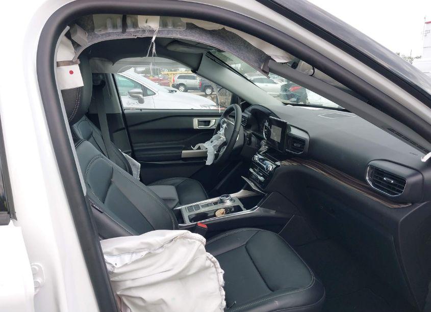 Photo 5 of 2023 Ford Explorer LIMITED (VIN 1FMSK7FH0PGB69960)