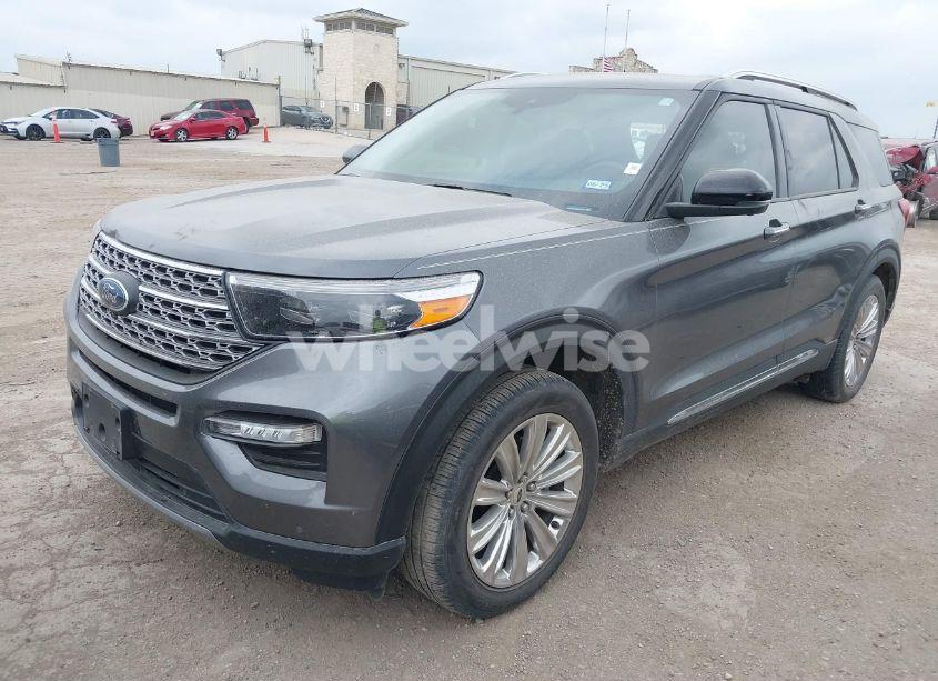 Photo 2 of 2022 Ford Explorer LIMITED (VIN 1FMSK7FH1NGA14878)
