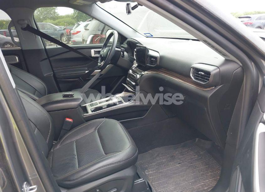Photo 5 of 2022 Ford Explorer LIMITED (VIN 1FMSK7FH1NGA14878)