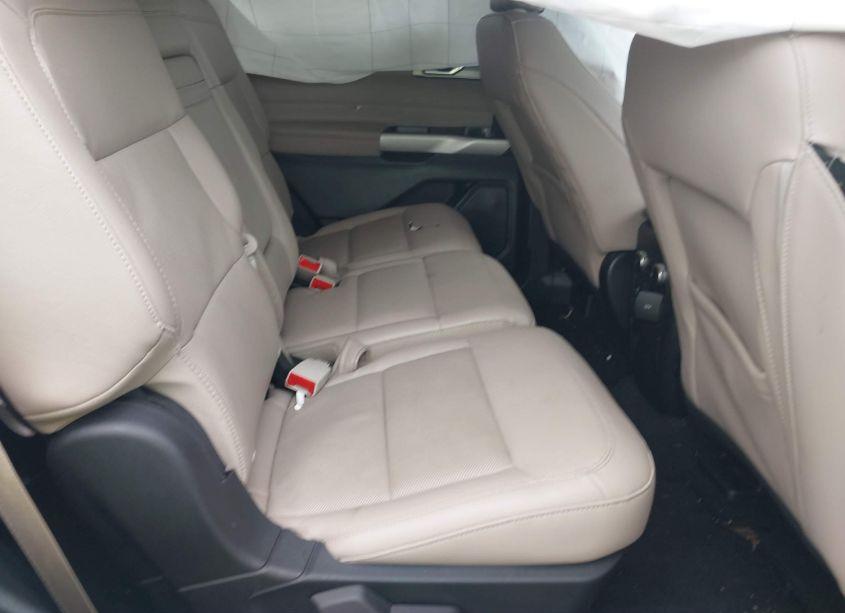 Photo 8 of 2023 Ford Explorer LIMITED (VIN 1FMSK7FH1PGA57720)