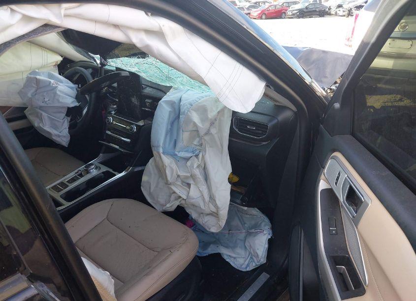 Photo 5 of 2023 Ford Explorer LIMITED (VIN 1FMSK7FH1PGC42981)