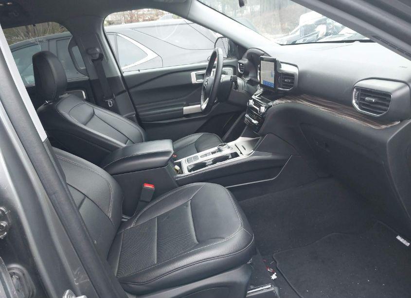Photo 5 of 2023 Ford Explorer LIMITED (VIN 1FMSK7FH3PGA56178)