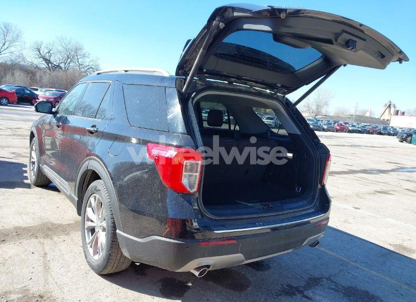 Photo 3 of 2023 Ford Explorer LIMITED (VIN 1FMSK7FH3PGA57752)