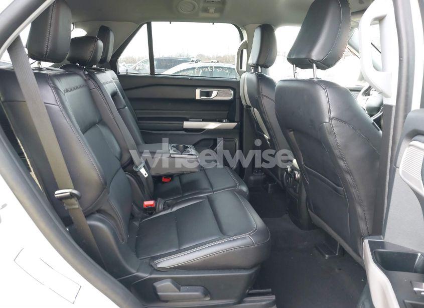 Photo 8 of 2023 Ford Explorer LIMITED (VIN 1FMSK7FH3PGB64431)