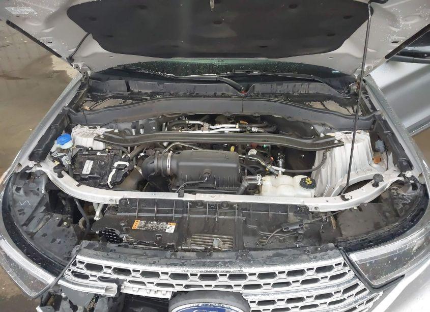 Photo 10 of 2021 Ford Explorer LIMITED (VIN 1FMSK7FH5MGA85063)