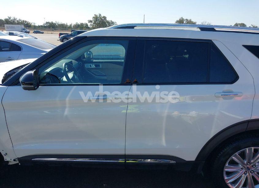 Photo 15 of 2023 Ford Explorer LIMITED (VIN 1FMSK7FH5PGA27880)