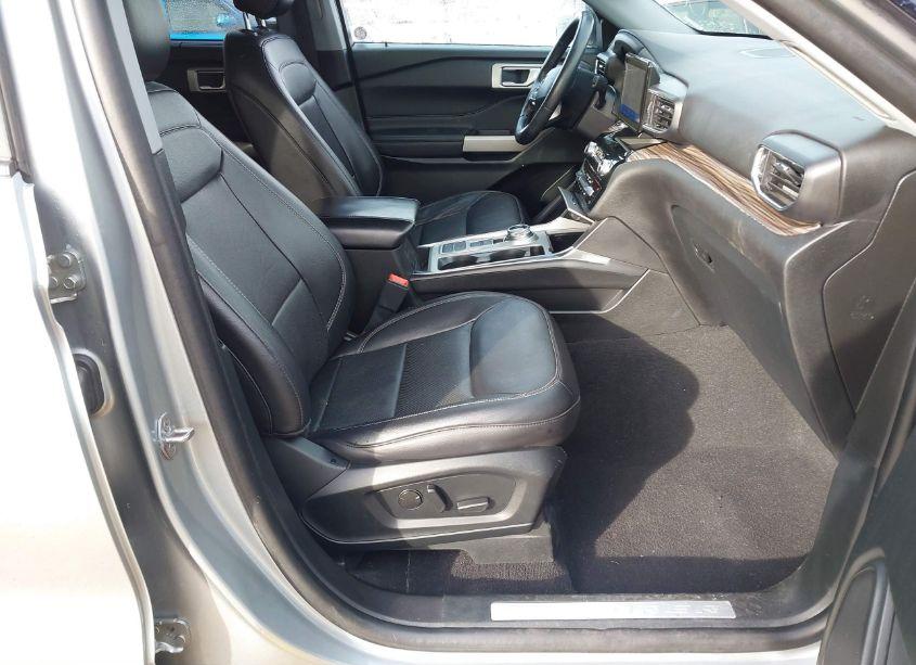 Photo 5 of 2023 Ford Explorer LIMITED (VIN 1FMSK7FH5PGA56120)
