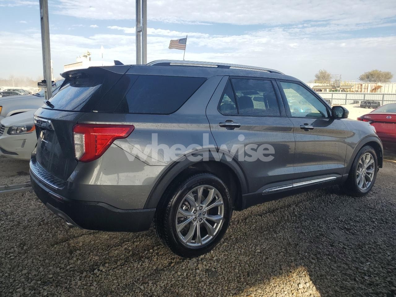 Photo 3 of 2024 FORD EXPLORER LIMITED (VIN 1FMSK7FH6RGA51043)
