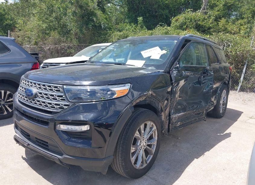 Photo 2 of 2023 Ford Explorer LIMITED (VIN 1FMSK7FH7PGA56152)