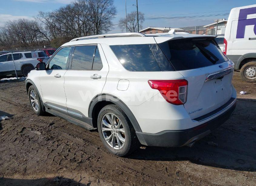 Photo 3 of 2021 Ford Explorer LIMITED (VIN 1FMSK7FH8MGA27383)