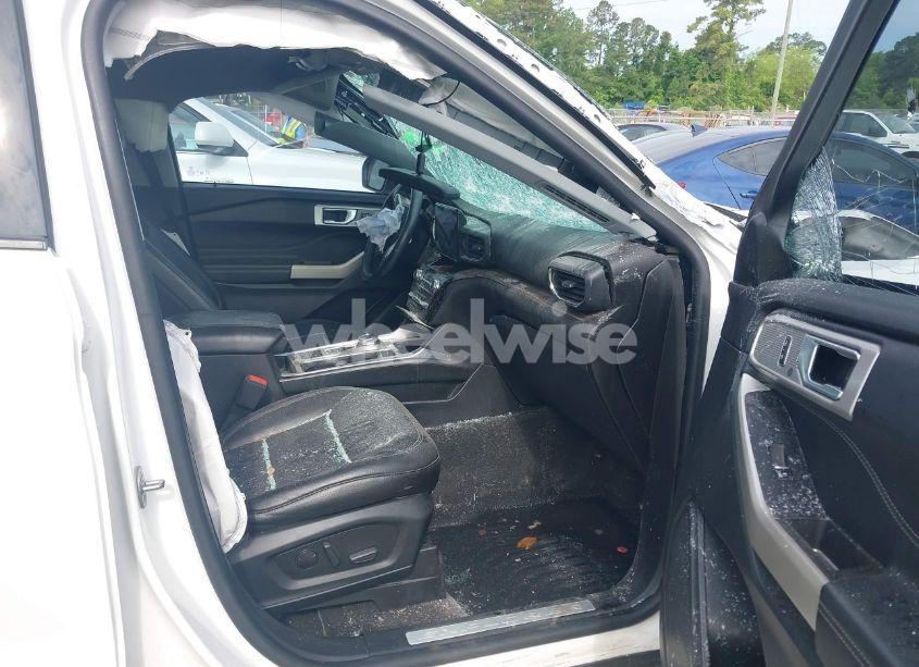 Photo 5 of 2022 Ford Explorer LIMITED (VIN 1FMSK7FH8NGA65164)