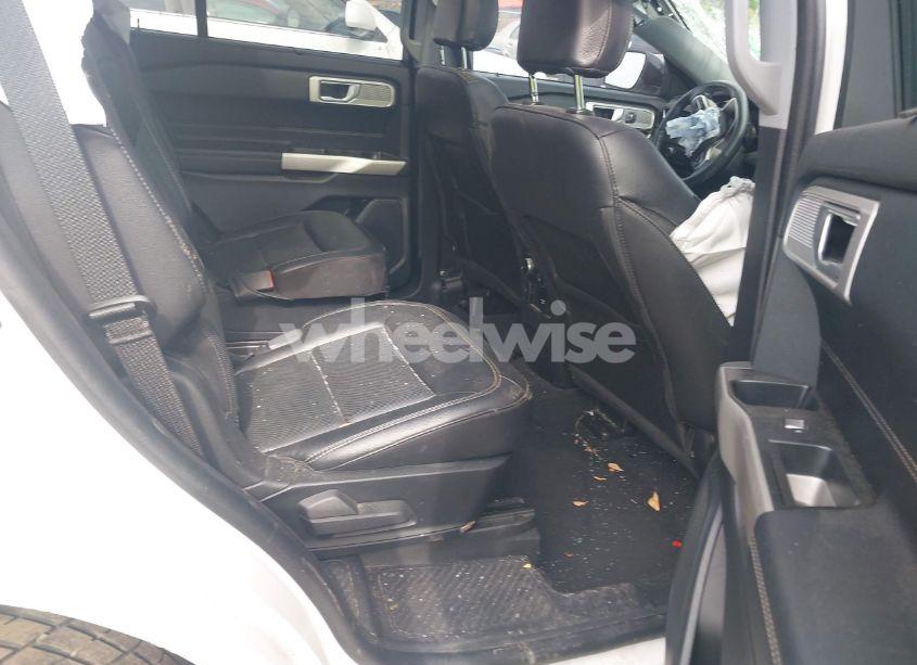 Photo 8 of 2022 Ford Explorer LIMITED (VIN 1FMSK7FH8NGA65164)