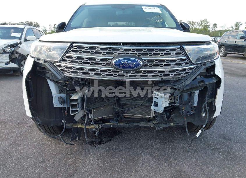 Photo 6 of 2023 Ford Explorer LIMITED (VIN 1FMSK7FH8PGB28394)