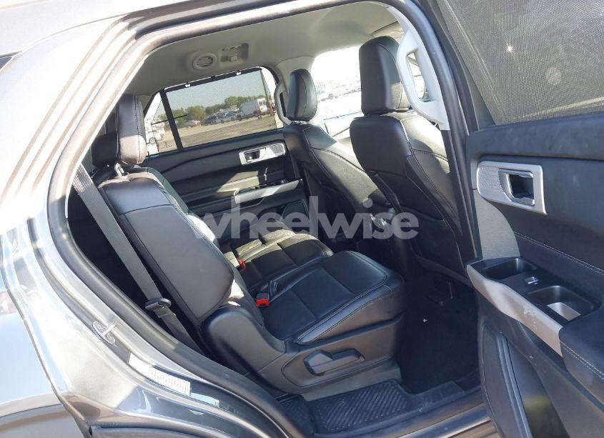 Photo 8 of 2023 Ford Explorer LIMITED (VIN 1FMSK7FH8PGB62559)