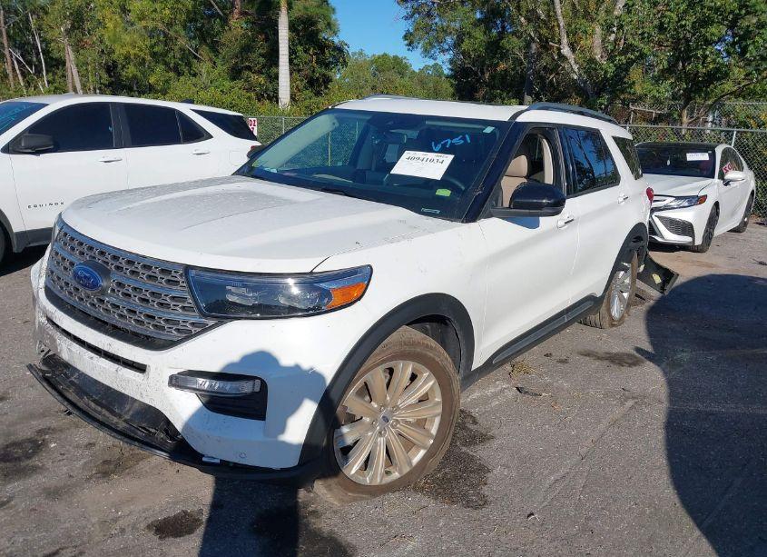 Photo 2 of 2024 Ford Explorer LIMITED (VIN 1FMSK7FH9RGA66751)