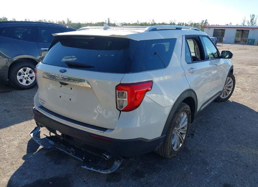 Photo 4 of 2024 Ford Explorer LIMITED (VIN 1FMSK7FH9RGA66751)