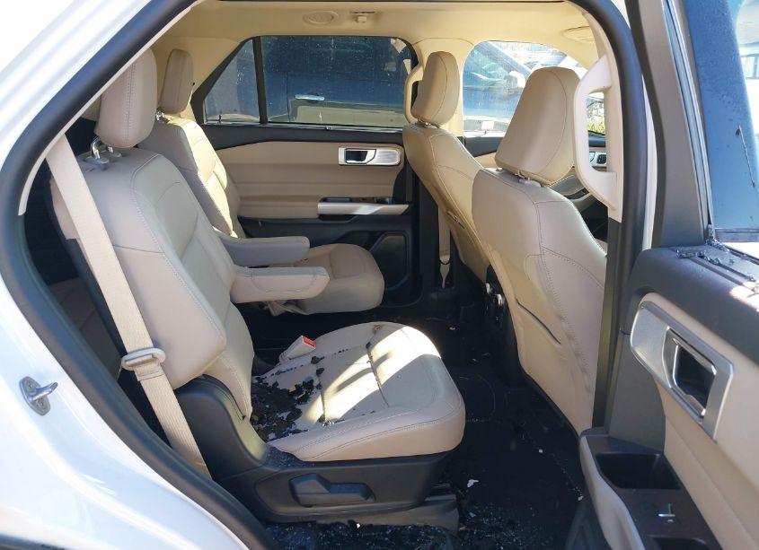 Photo 8 of 2024 Ford Explorer LIMITED (VIN 1FMSK7FH9RGA66751)