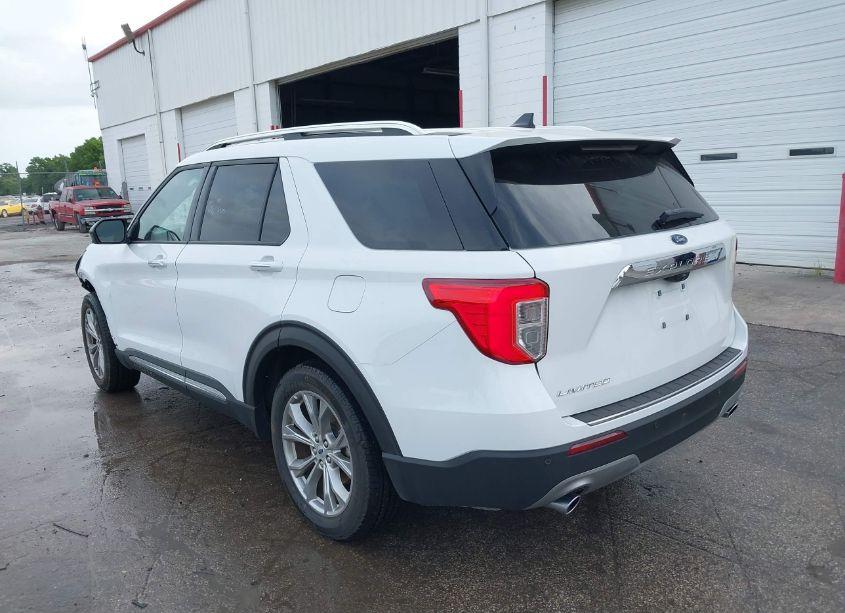 Photo 3 of 2023 Ford Explorer LIMITED (VIN 1FMSK7FHXPGB63843)