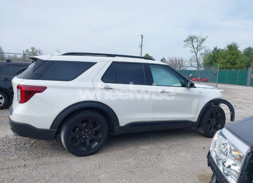 Photo 14 of 2023 Ford Explorer ST-LINE (VIN 1FMSK7KH4PGA01664)