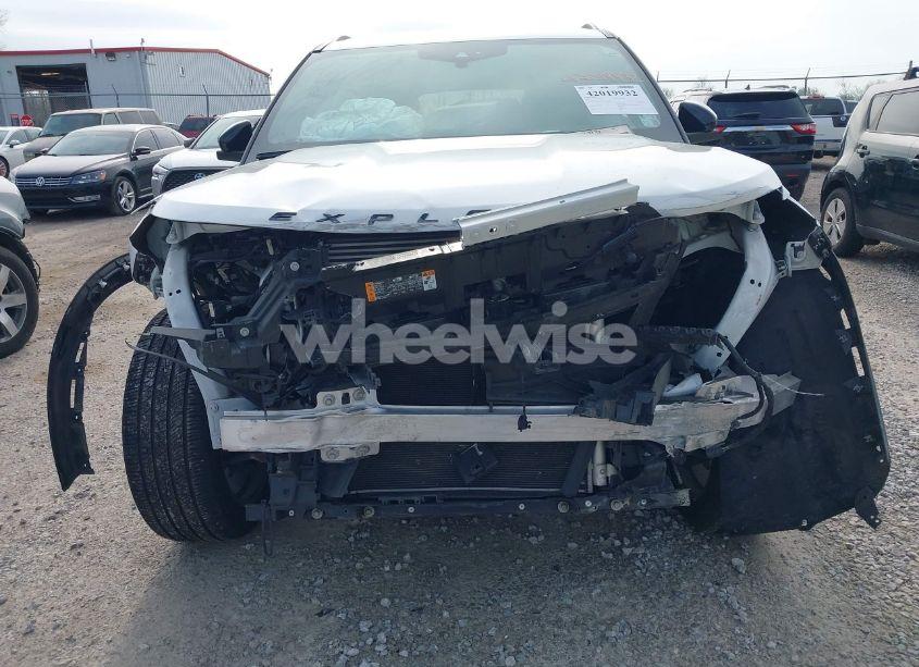 Photo 6 of 2023 Ford Explorer ST-LINE (VIN 1FMSK7KH4PGA01664)