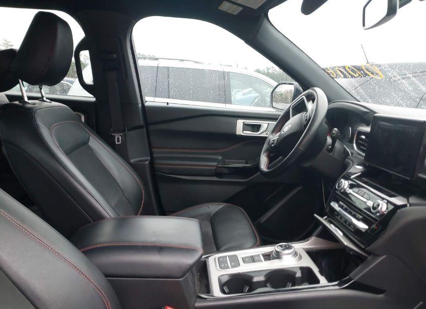 Photo 5 of 2022 Ford Explorer ST-LINE (VIN 1FMSK7KH5NGB36200)