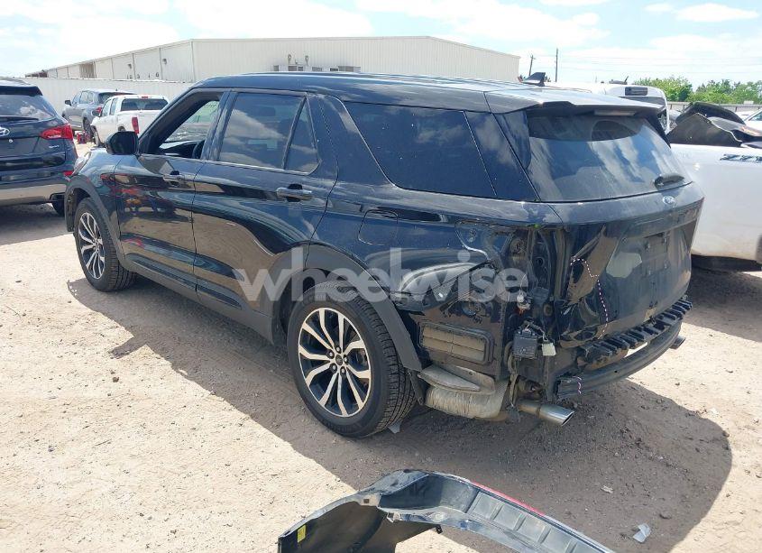 Photo 3 of 2022 Ford Explorer ST-LINE (VIN 1FMSK7KH7NGB05501)