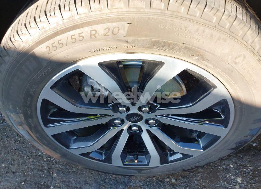 Photo 19 of 2022 Ford Explorer ST-LINE (VIN 1FMSK7KH7NGB34741)