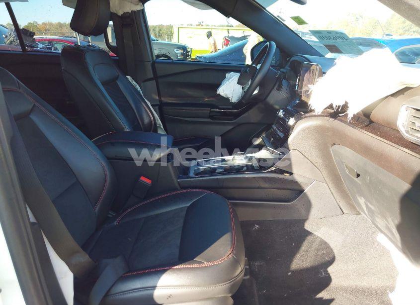 Photo 5 of 2022 Ford Explorer ST-LINE (VIN 1FMSK7KH7NGB34741)
