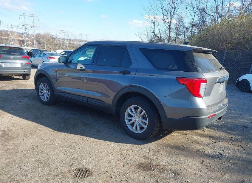 Photo 3 of 2021 Ford Explorer (VIN 1FMSK8BB1MGA65819)