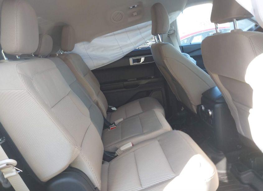 Photo 8 of 2021 Ford Explorer (VIN 1FMSK8BB1MGA65819)