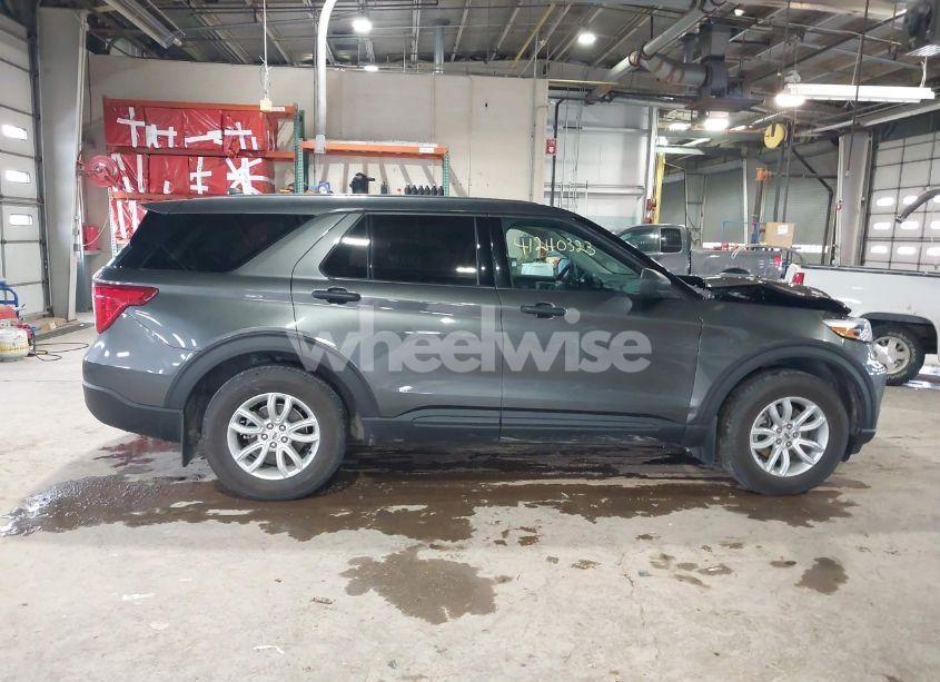 Photo 13 of 2020 Ford Explorer (VIN 1FMSK8BB3LGB31124)