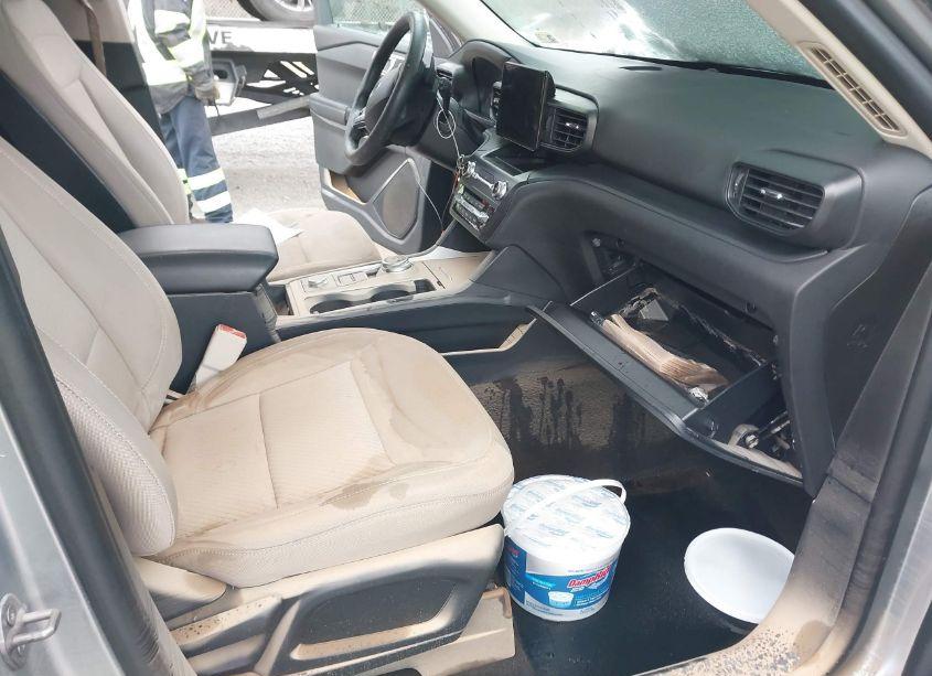 Photo 5 of 2020 Ford Explorer (VIN 1FMSK8BB5LGB12882)