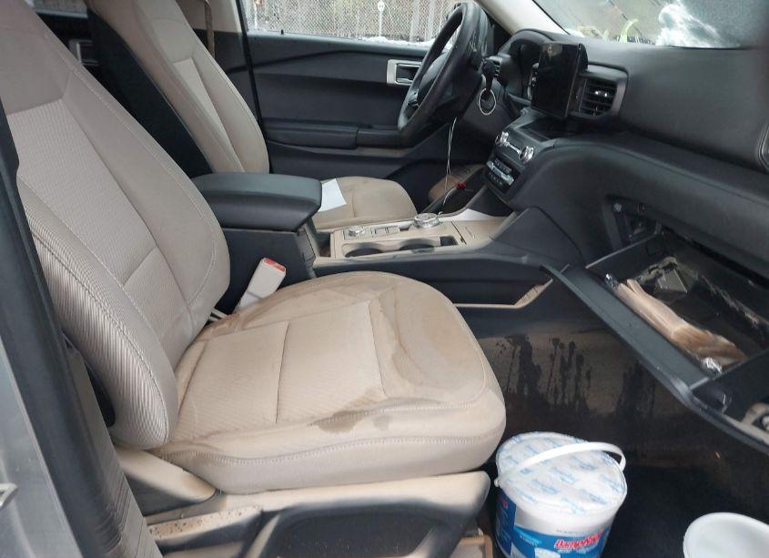 Photo 6 of 2020 Ford Explorer (VIN 1FMSK8BB5LGB12882)
