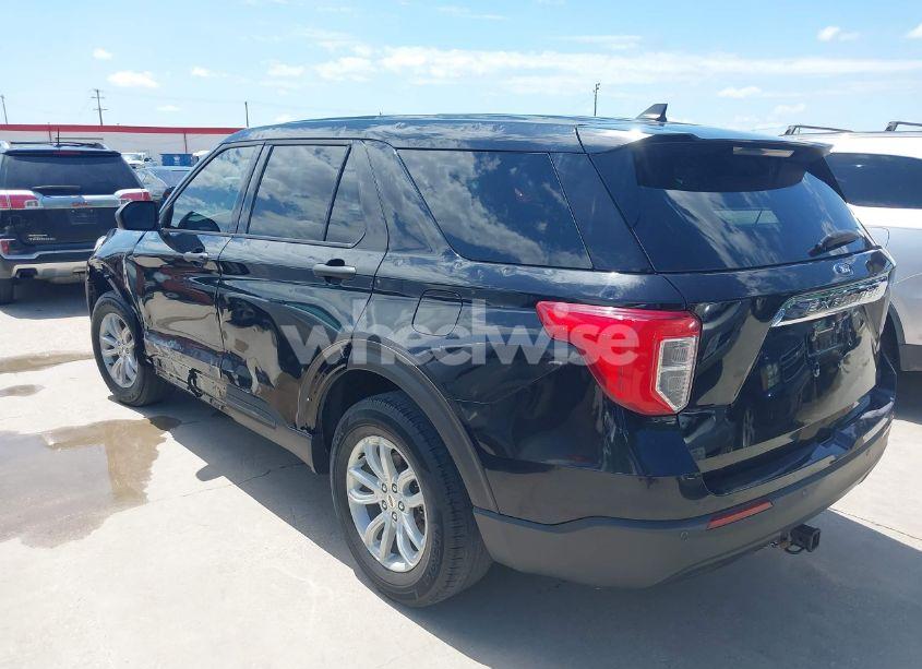 Photo 3 of 2021 Ford Explorer (VIN 1FMSK8BH0MGA04305)