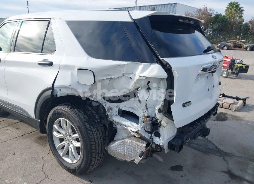 Photo 6 of 2021 Ford Explorer (VIN 1FMSK8BH8MGA44034)