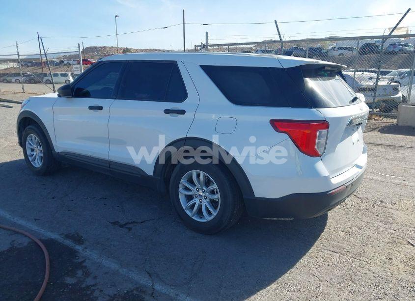 Photo 3 of 2021 Ford Explorer (VIN 1FMSK8BH8MGB54727)