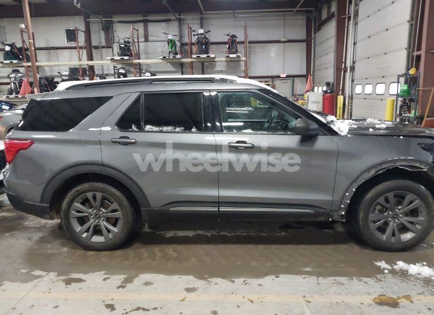 Photo 13 of 2021 Ford Explorer XLT (VIN 1FMSK8DH0MGA59852)