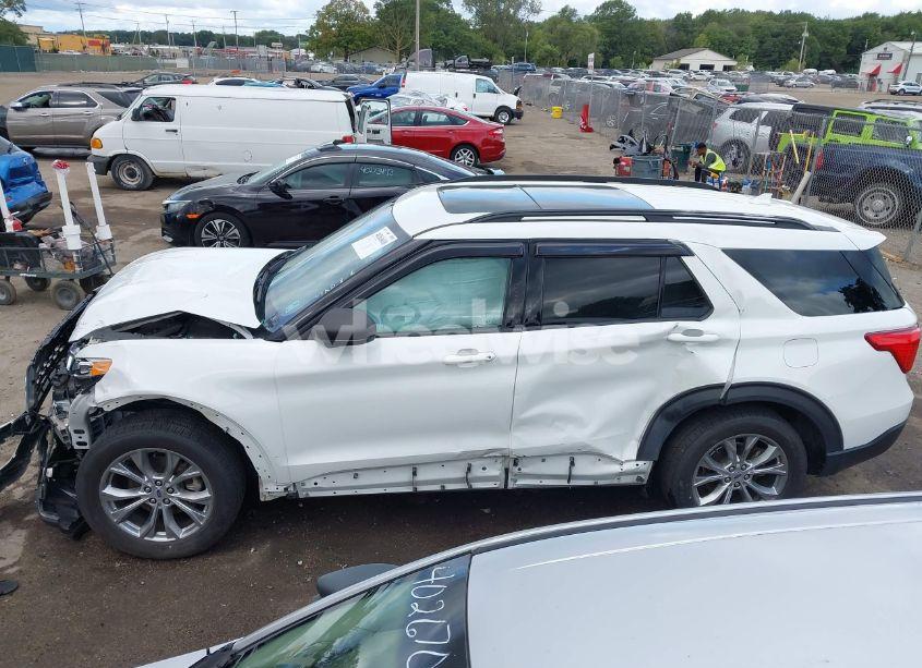 Photo 14 of 2021 Ford Explorer XLT (VIN 1FMSK8DH0MGB20536)