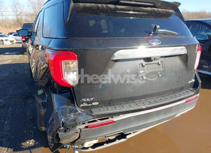 Photo 17 of 2021 Ford Explorer XLT (VIN 1FMSK8DH0MGB90330)